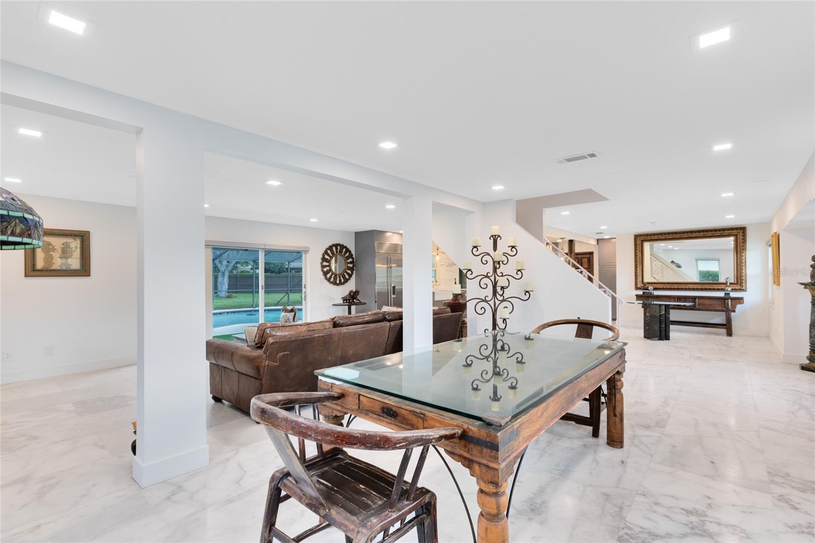 Image 13 of 52 For 7621 Orange Tree Lane