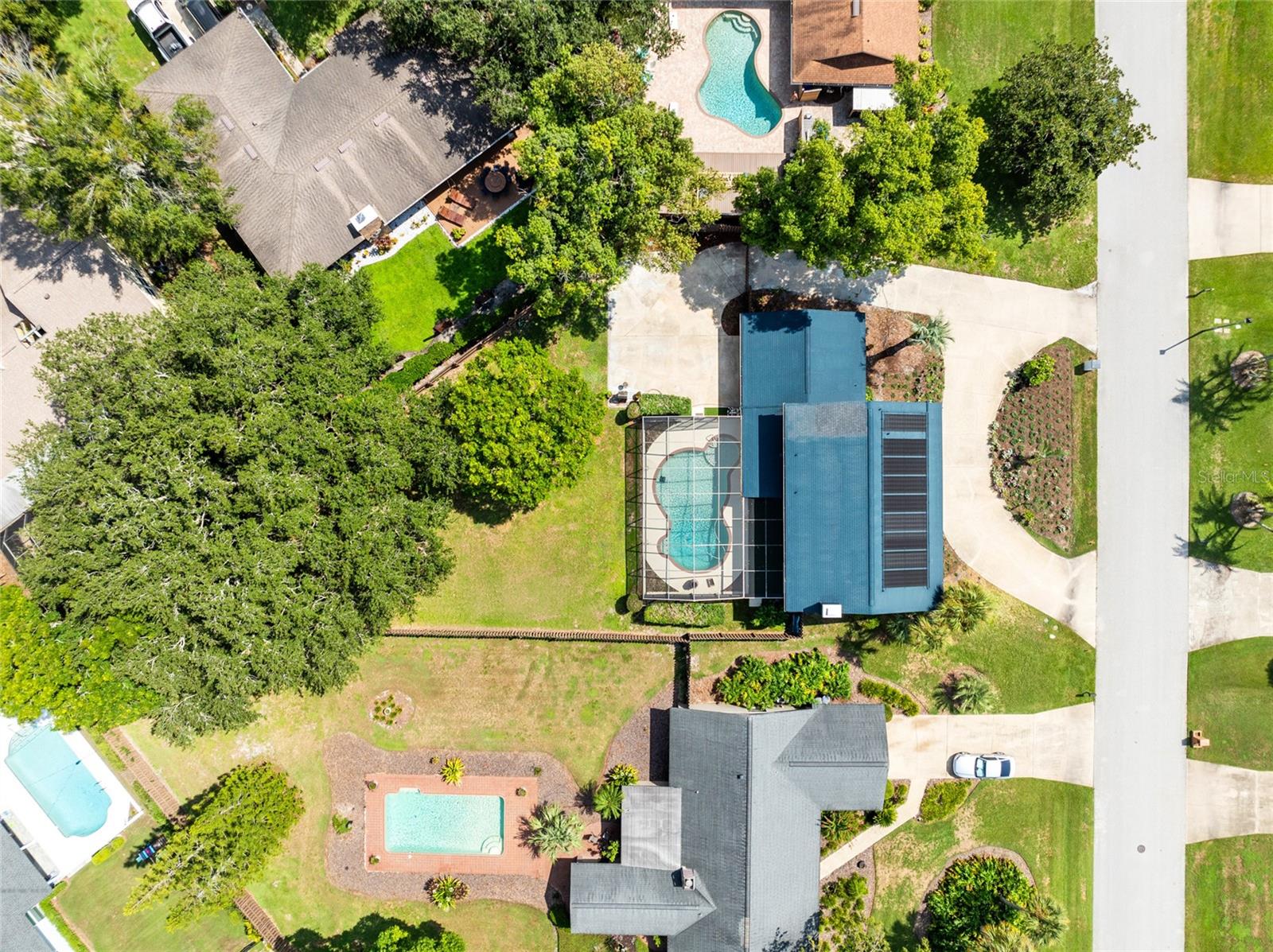 Image 36 of 52 For 7621 Orange Tree Lane