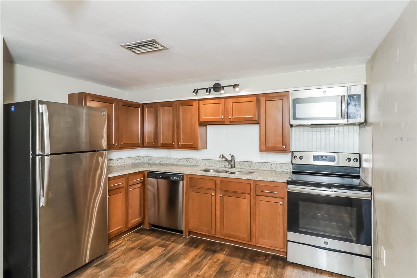 Image 6 of 16 For 7704 Birchwood Drive