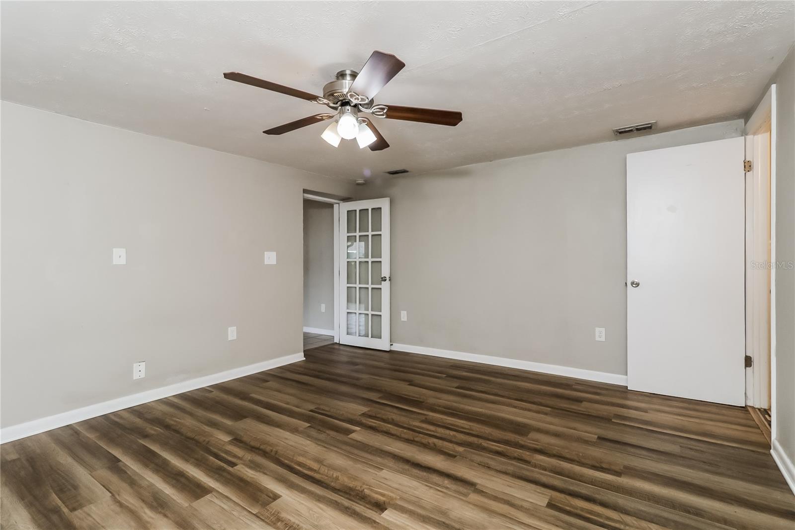 Image 9 of 16 For 7704 Birchwood Drive