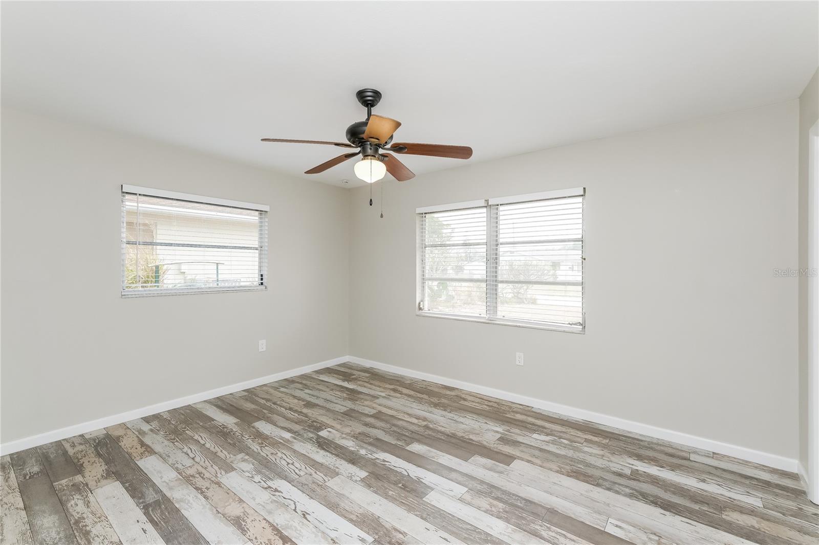 Image 12 of 16 For 3111 Mercer Road