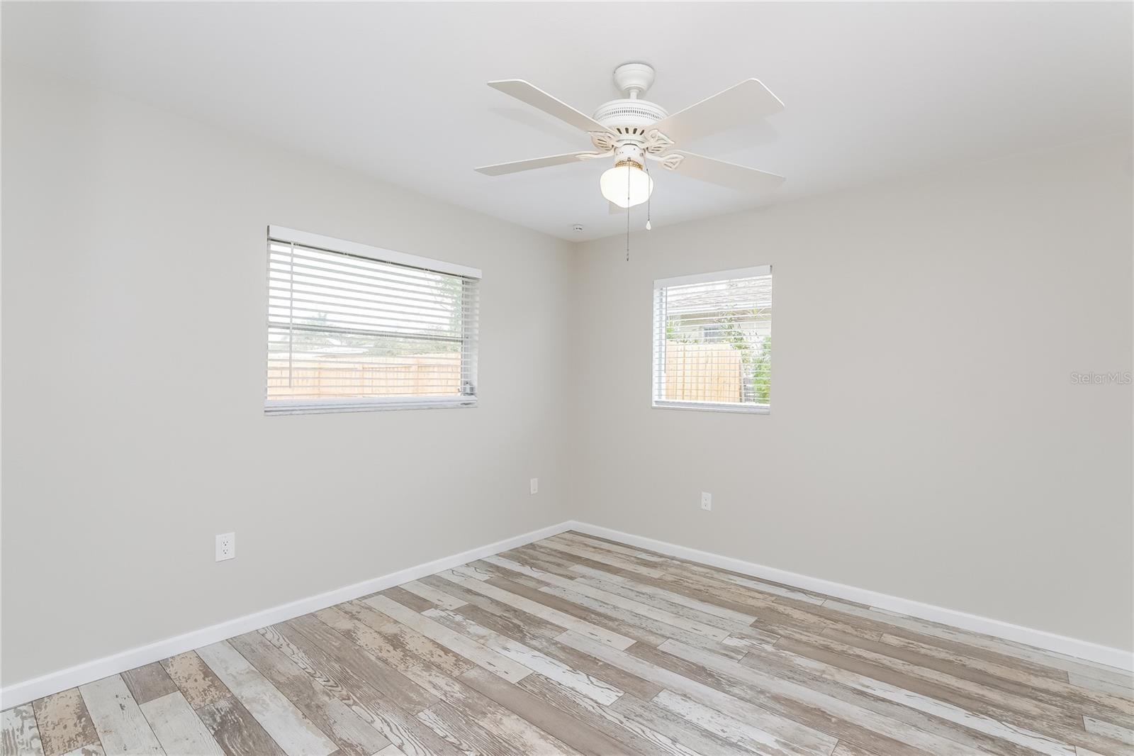 Image 13 of 16 For 3111 Mercer Road