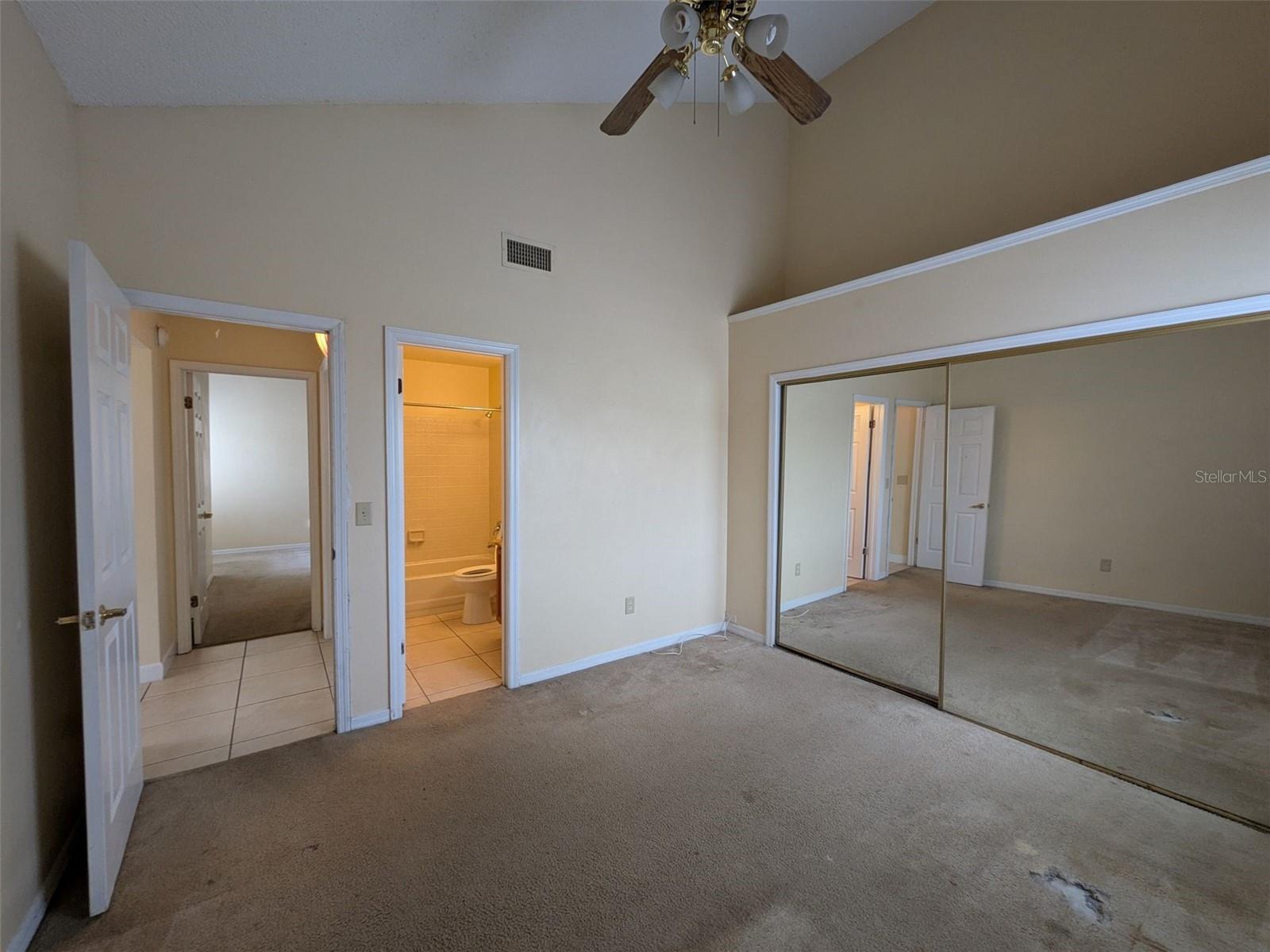 Image 15 of 20 For 935 Birmingham Court 207