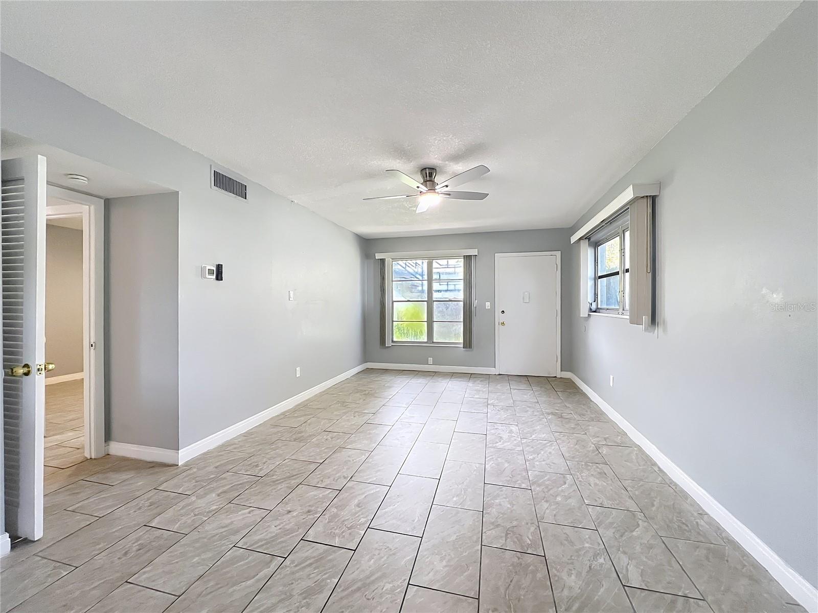 Image 16 of 41 For 825 Primrose Drive 113