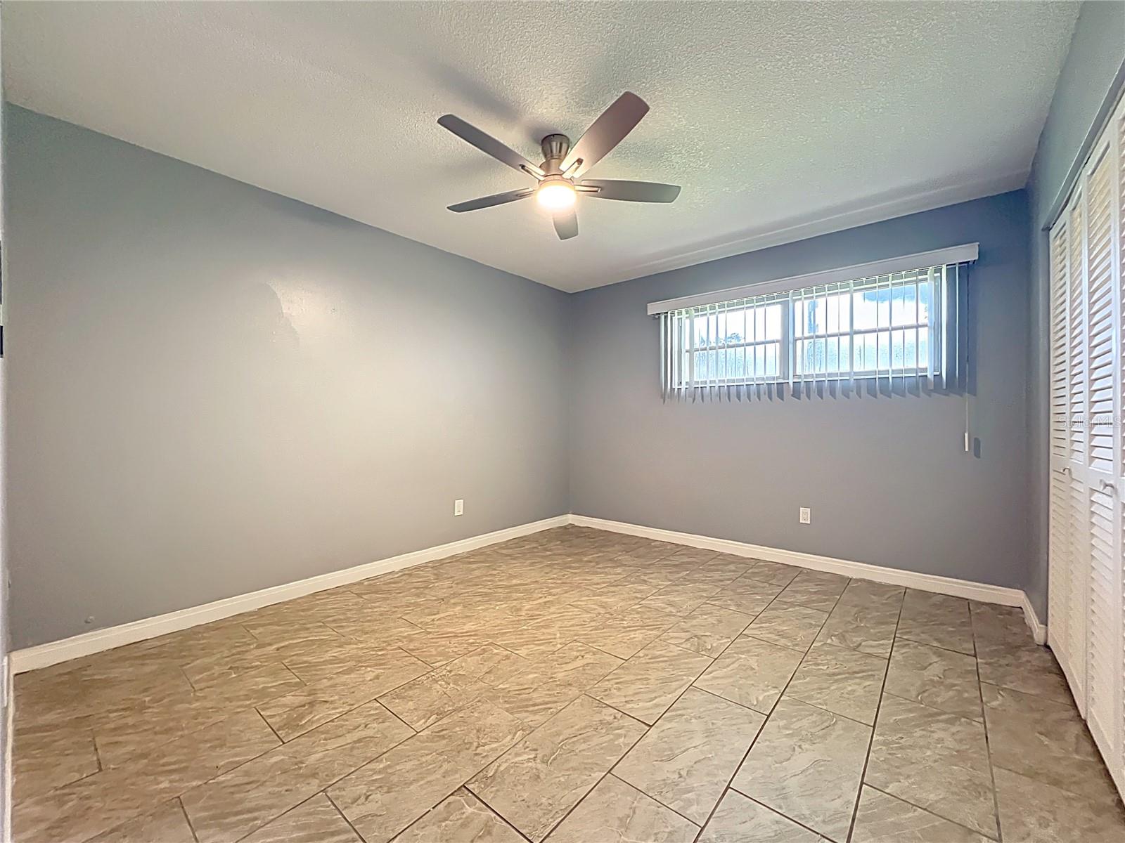 Image 24 of 41 For 825 Primrose Drive 113