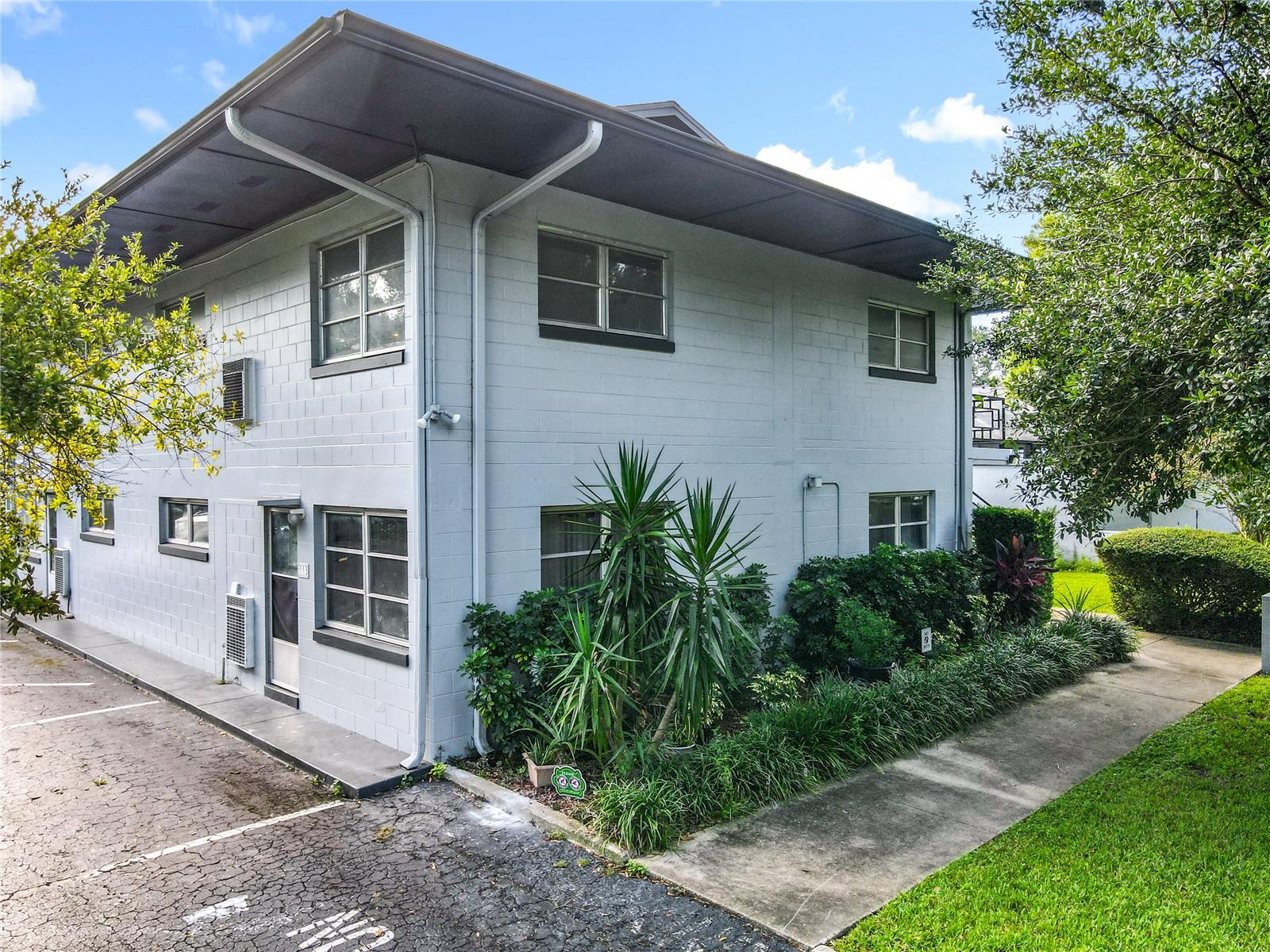Image 25 of 41 For 825 Primrose Drive 113