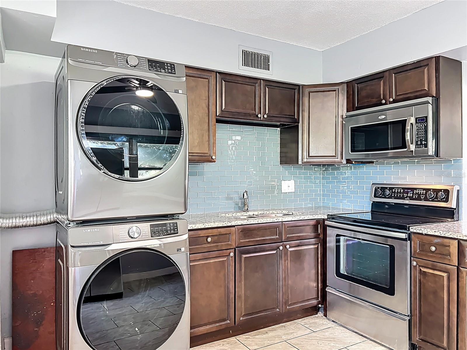 Image 6 of 41 For 825 Primrose Drive 113
