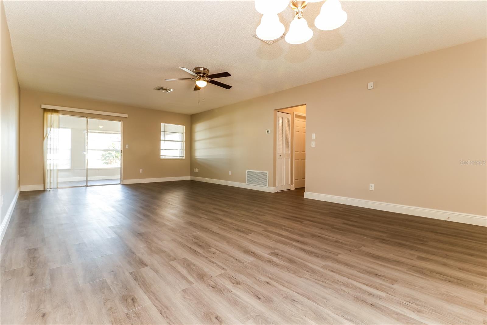 Image 4 of 16 For 4490 Maya Court