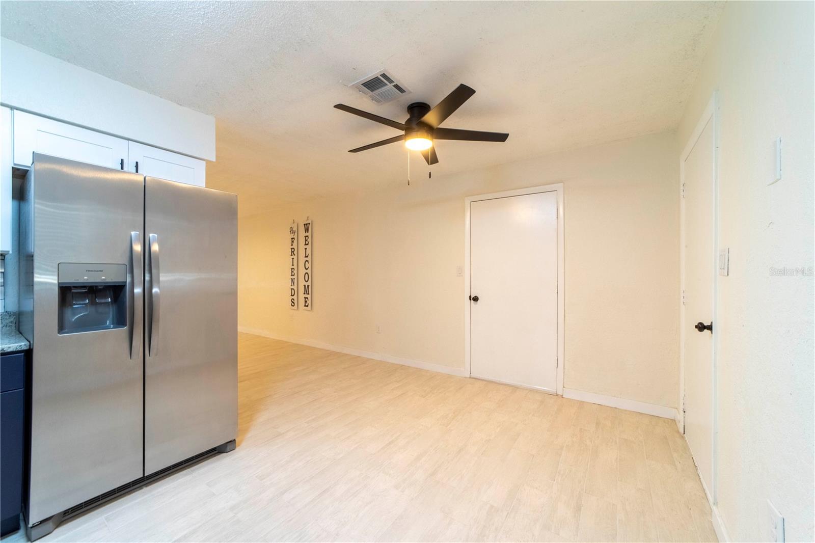 Image 11 of 42 For 745 Jackson Avenue