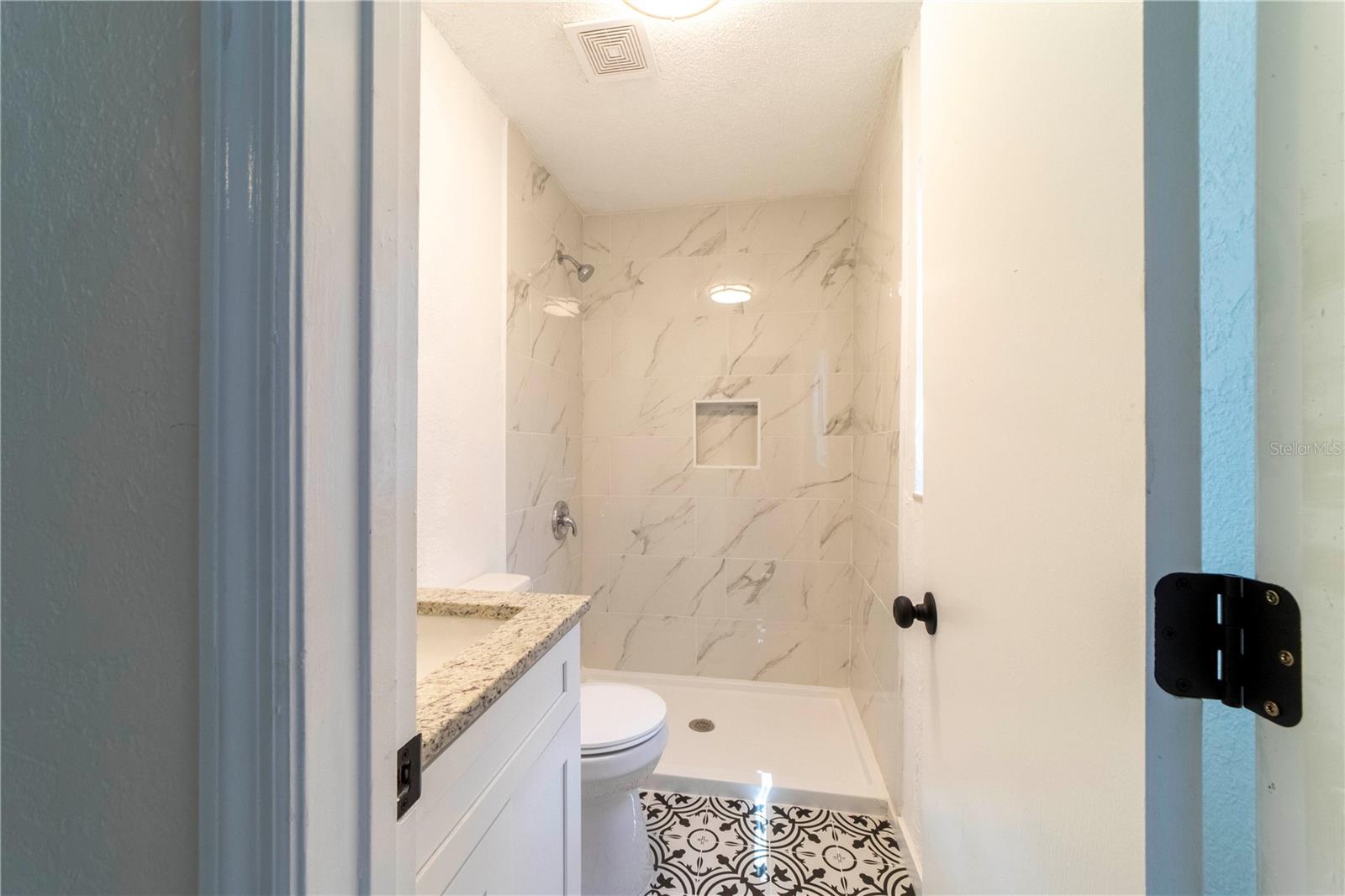 Image 30 of 42 For 745 Jackson Avenue