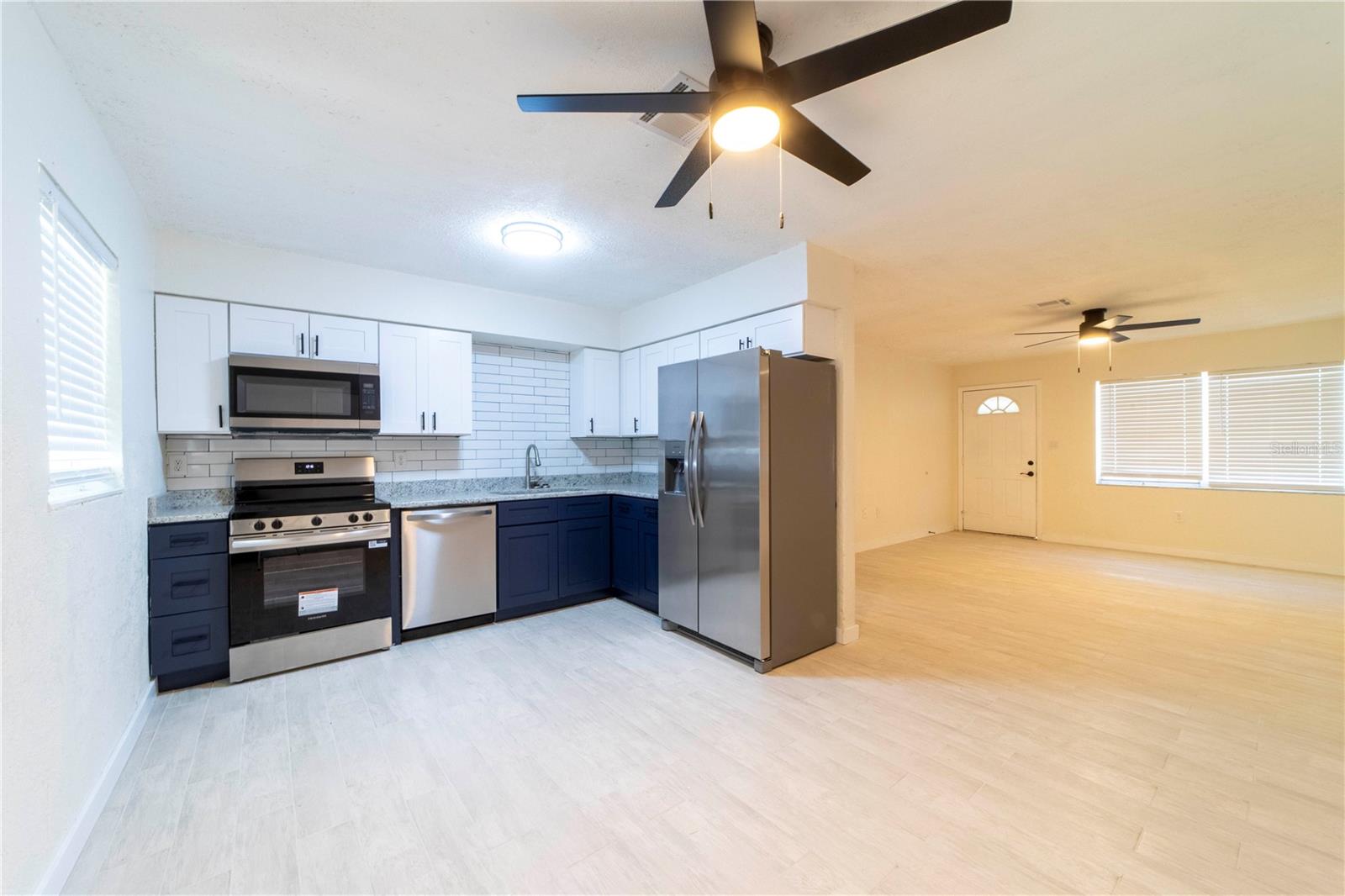 Image 5 of 42 For 745 Jackson Avenue