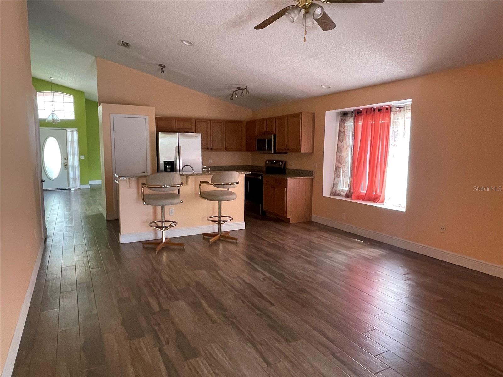 Image 5 of 6 For 2732 Cahill Way