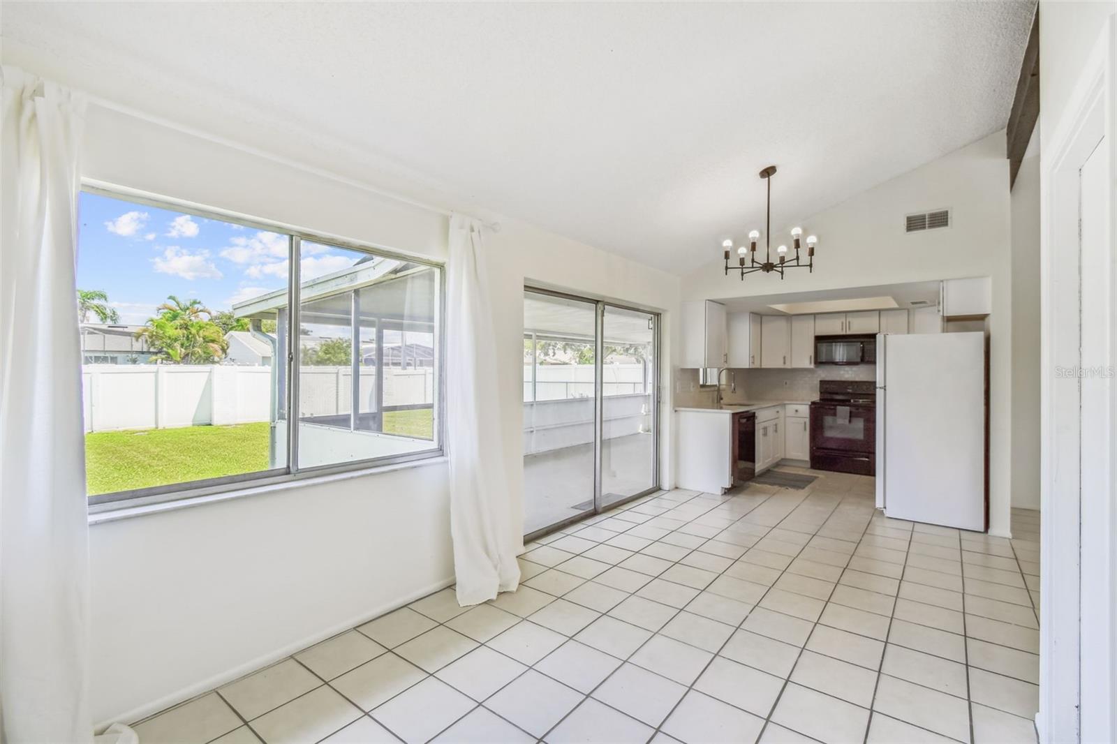 Image 11 of 43 For 11139 Stone Gate Ct