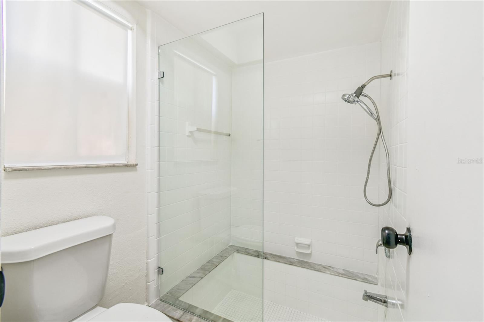 Image 21 of 43 For 11139 Stone Gate Ct