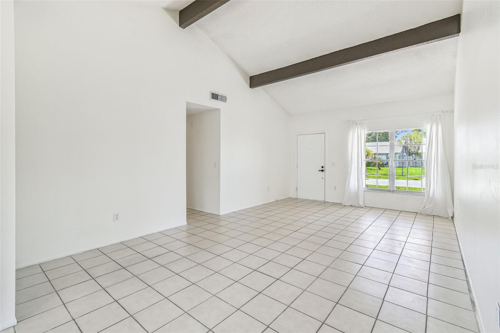 Image 7 of 43 For 11139 Stone Gate Ct
