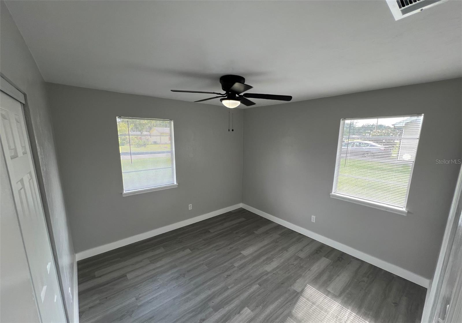 Image 11 of 30 For 2708 Sandalwood Drive