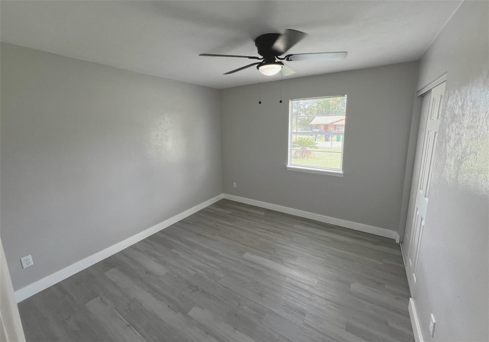 Image 23 of 30 For 2708 Sandalwood Drive