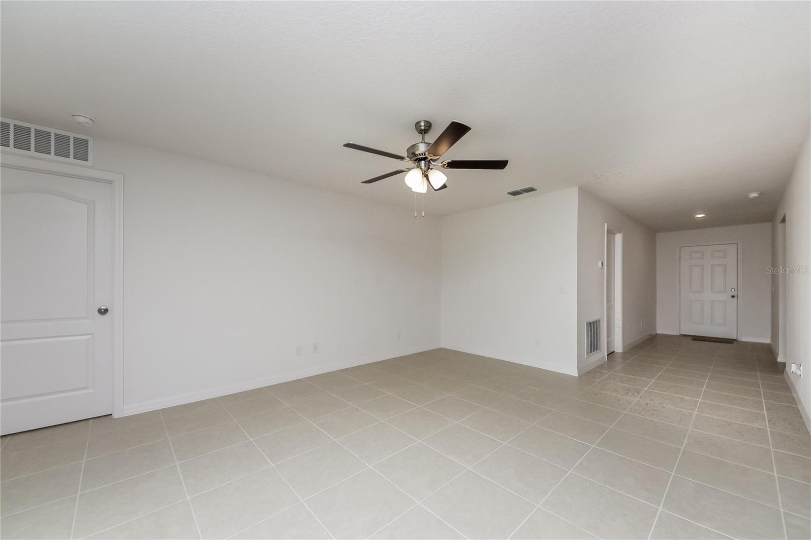 Image 3 of 16 For 1467 Swan Lake Circle