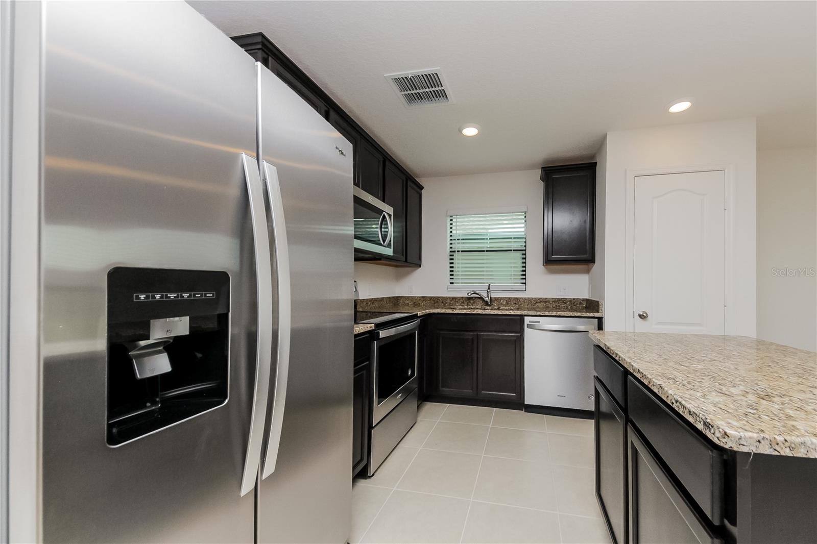 Image 5 of 16 For 1467 Swan Lake Circle