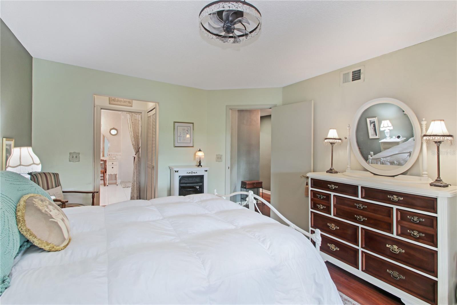 Image 23 of 39 For 1786 Cranberry Isles Way