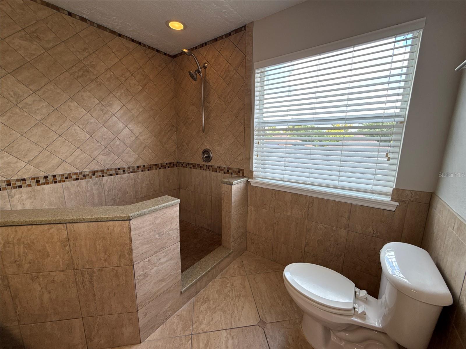 Image 30 of 34 For 2121 J Lawson Boulevard