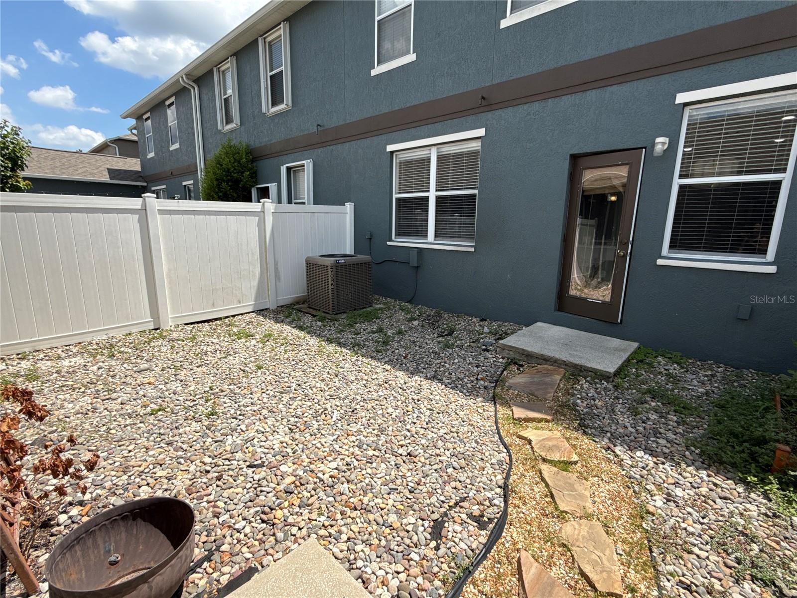 Image 31 of 34 For 2121 J Lawson Boulevard