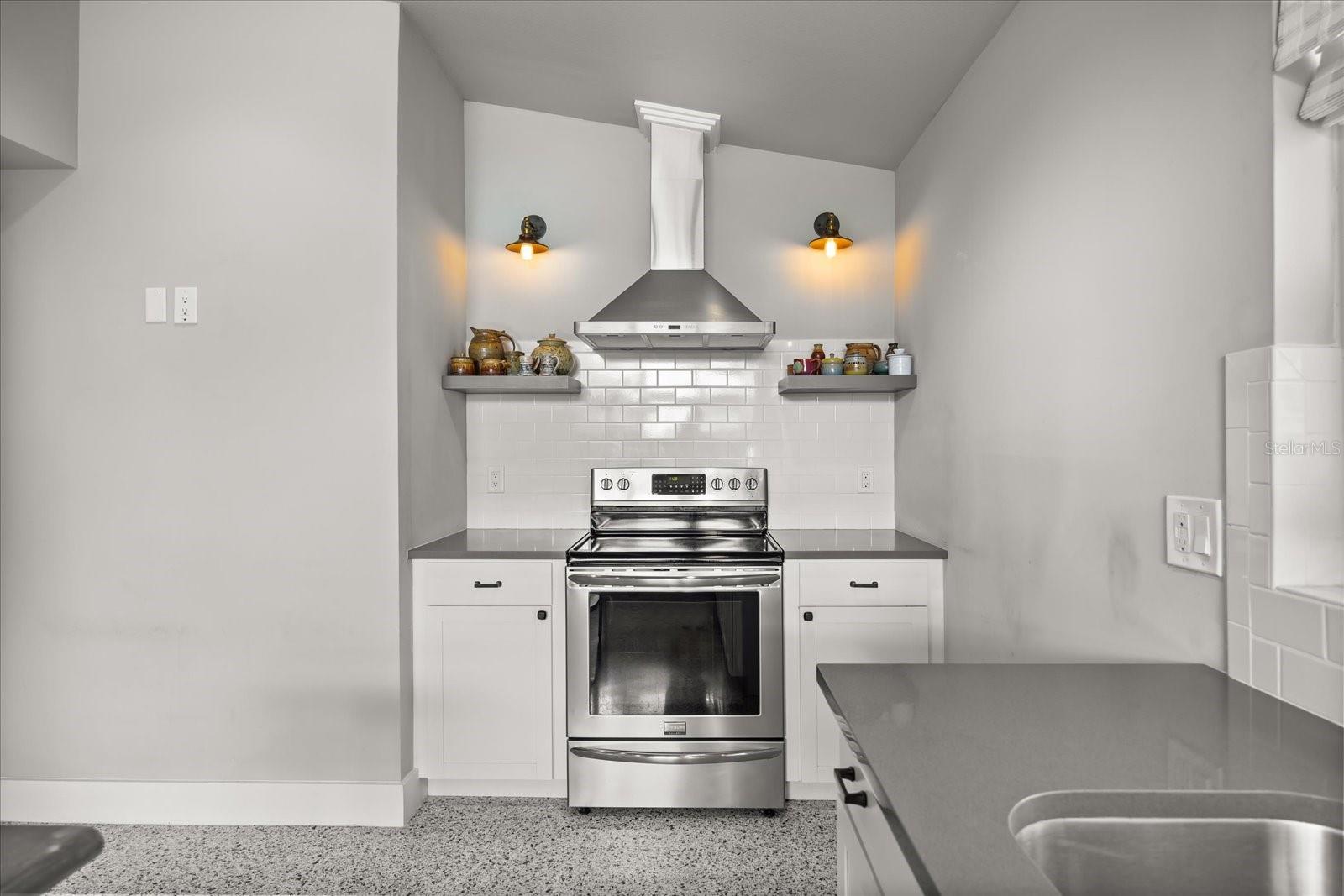 Image 11 of 54 For 814 Thistle Lane
