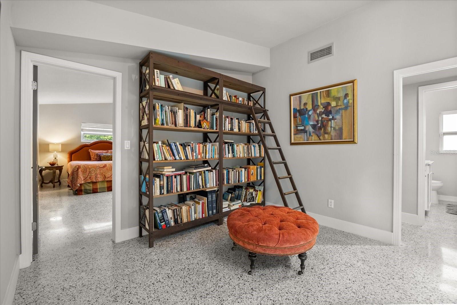 Image 14 of 54 For 814 Thistle Lane