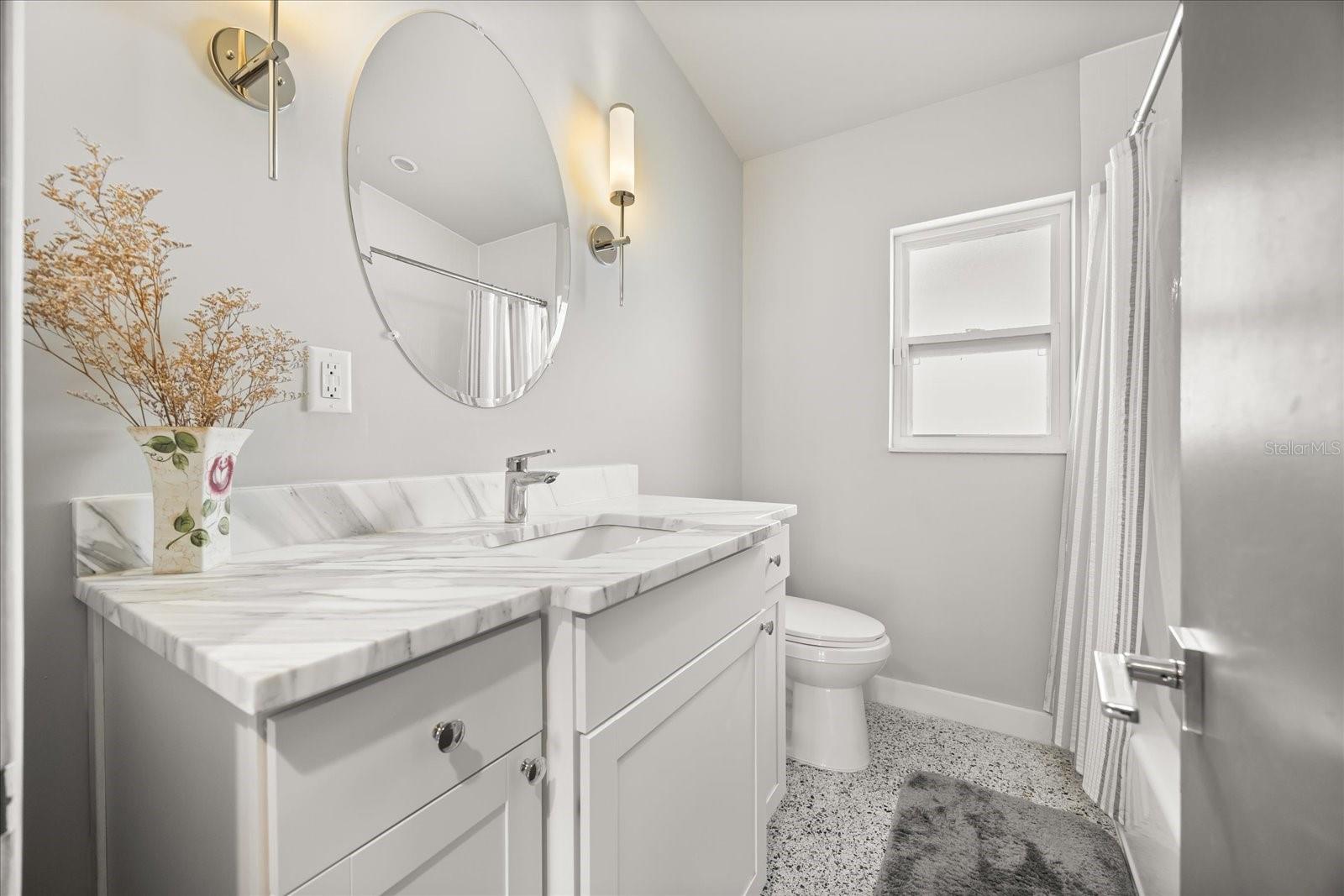 Image 30 of 54 For 814 Thistle Lane