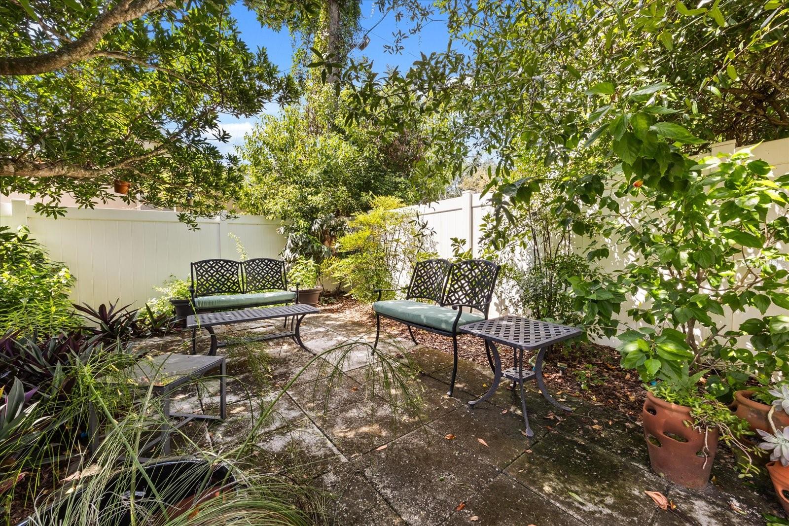 Image 40 of 54 For 814 Thistle Lane
