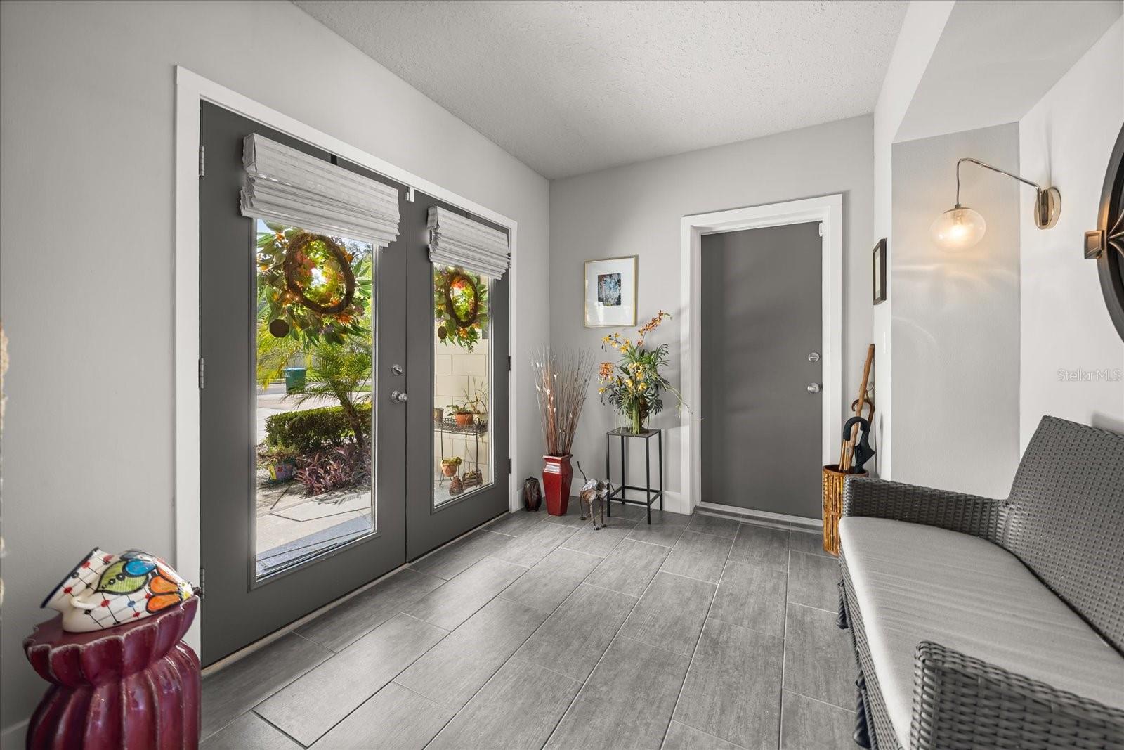 Image 5 of 54 For 814 Thistle Lane