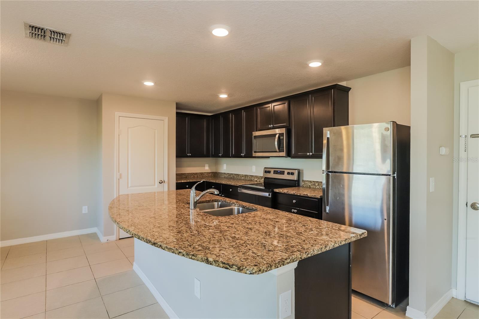 Image 5 of 17 For 2479 Caspian Drive