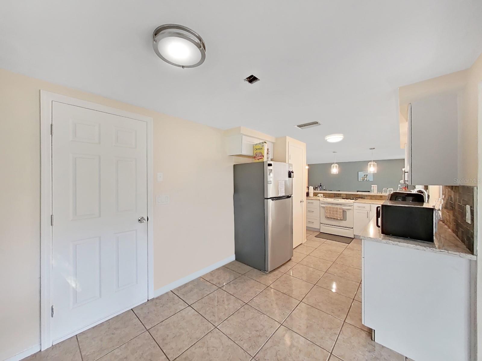 Image 8 of 49 For 12506 River Mill Drive