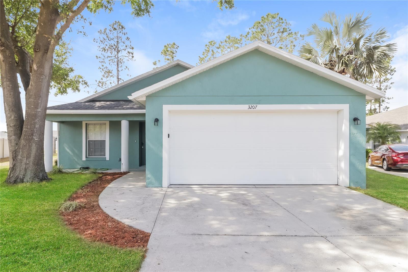 Details for 3207 Grand Pines Drive, LAKELAND, FL 33810