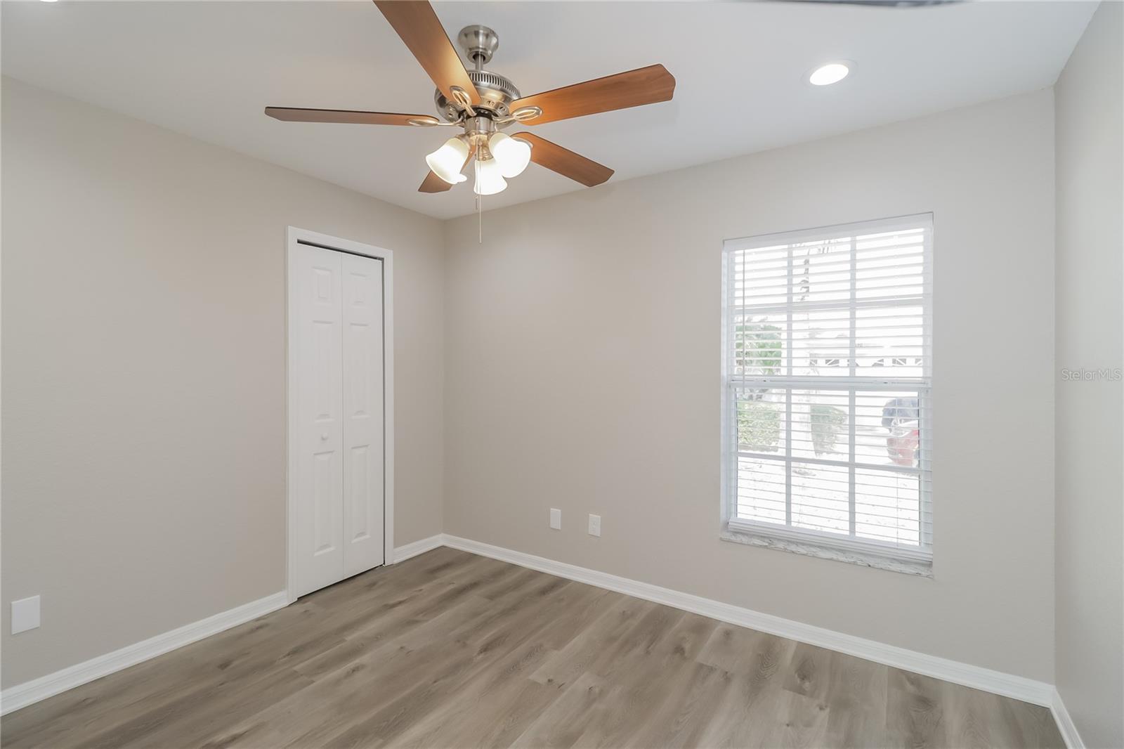 Image 11 of 16 For 3207 Grand Pines Drive