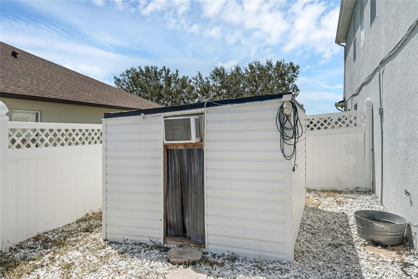 Image 34 of 45 For 3064 Tobago Avenue
