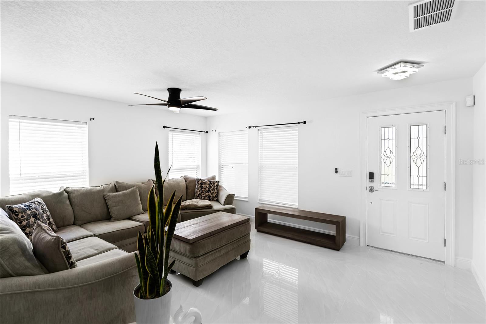 Image 6 of 45 For 3064 Tobago Avenue