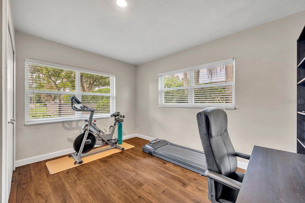 Listing photo id 14 for 170 Faith Terrace