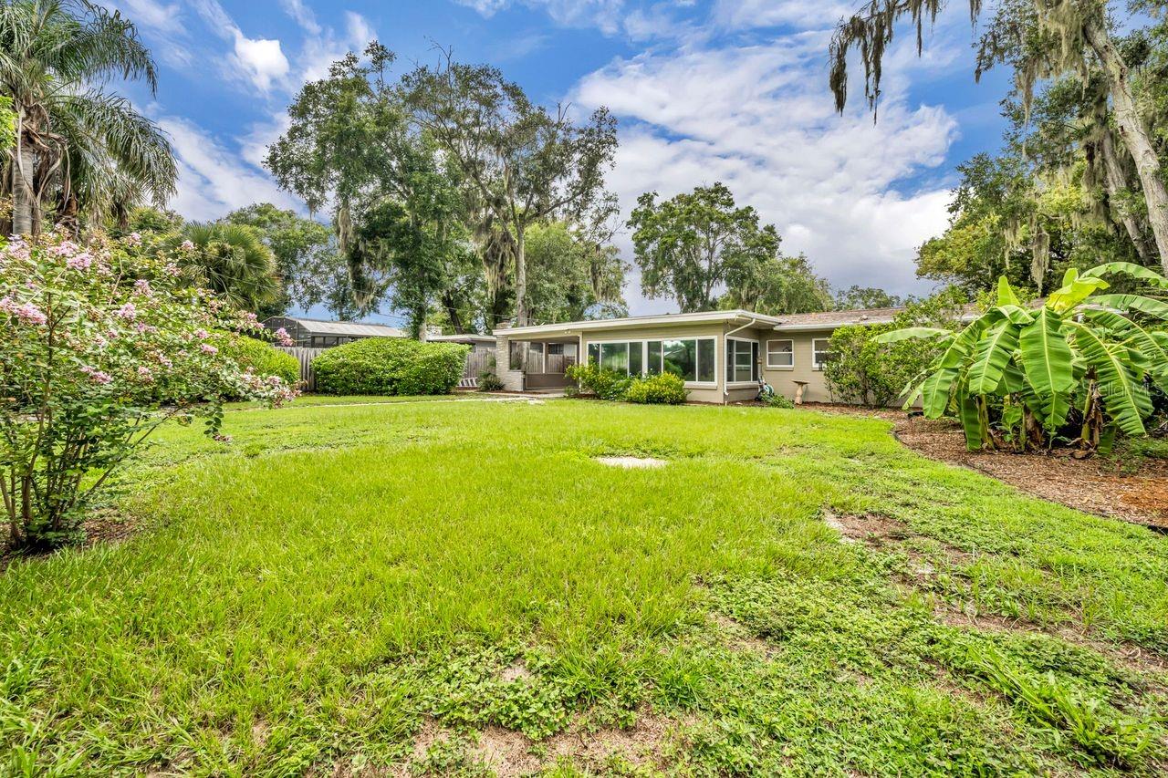 Listing photo id 19 for 170 Faith Terrace
