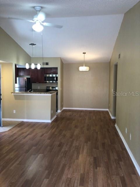 Image 4 of 16 For 5168 Conroy Road 21