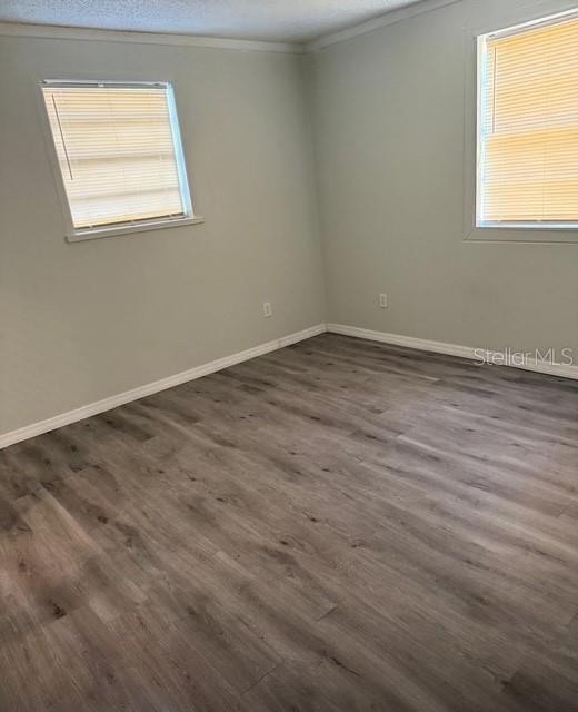 Listing photo id 9 for 2906 4th Street