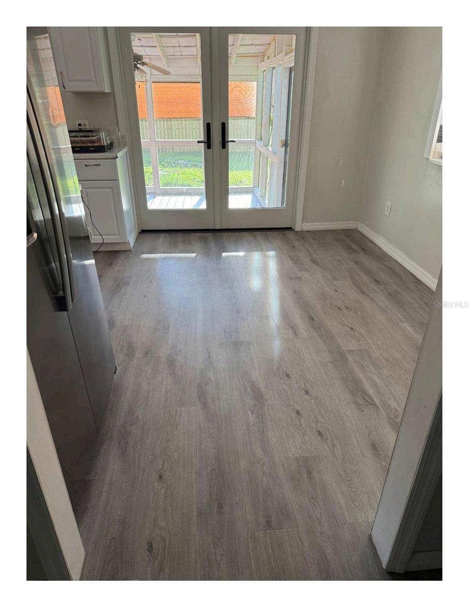 Listing photo id 1 for 2906 4th Street