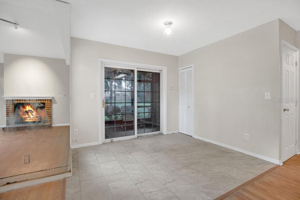 Image 10 of 27 For 949 Bird Bay Court 101