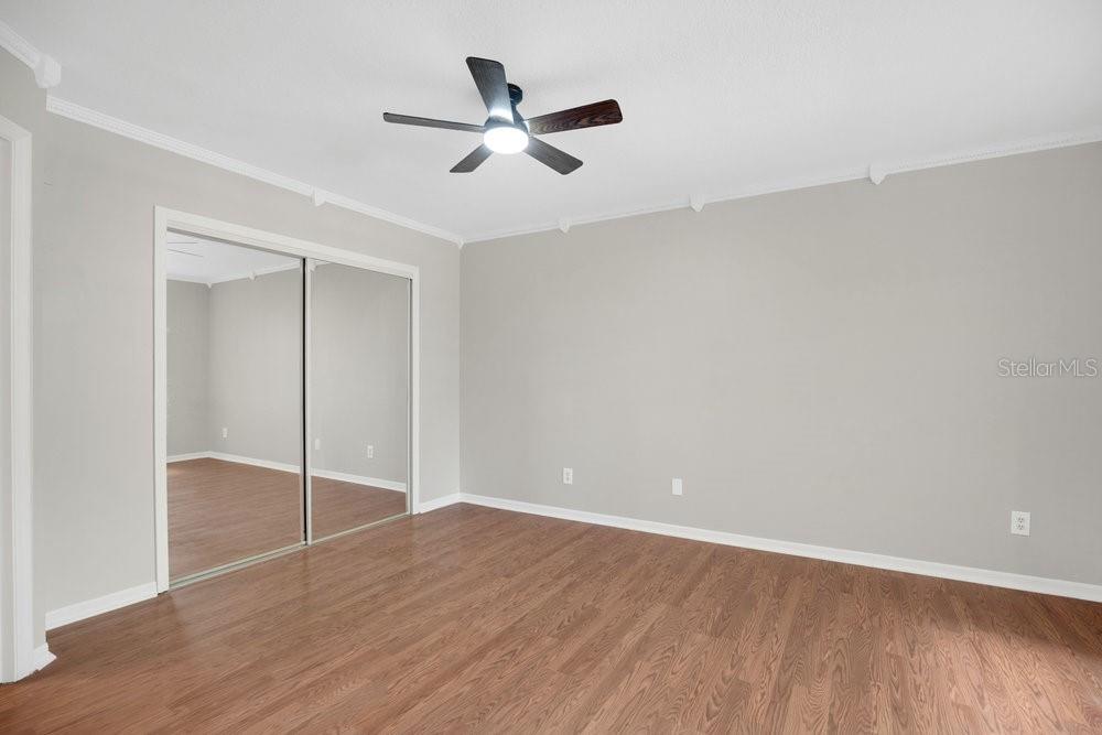 Image 16 of 27 For 949 Bird Bay Court 101