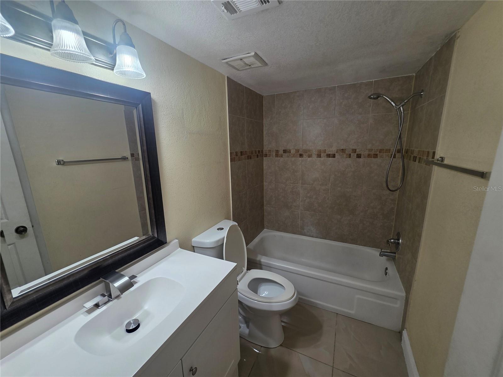 Image 12 of 15 For 5226 Curry Ford Road 315