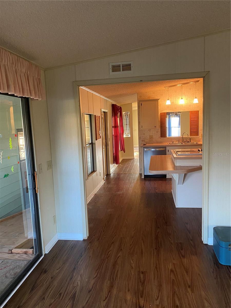 Image 12 of 19 For 2693 Cayman Circle R