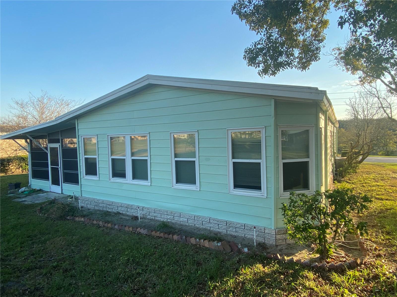 Image 5 of 19 For 2693 Cayman Circle R