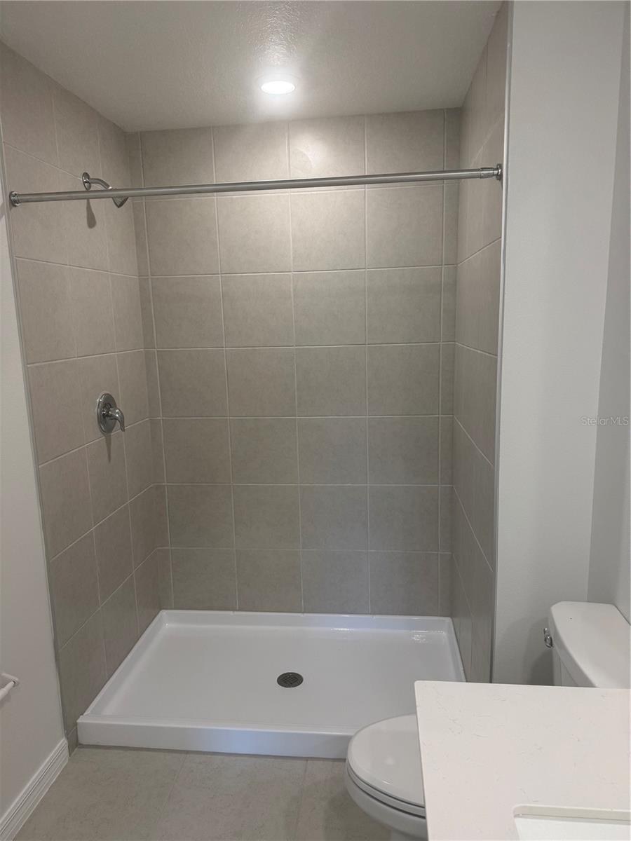 Image 18 of 22 For 216 27th Street Se