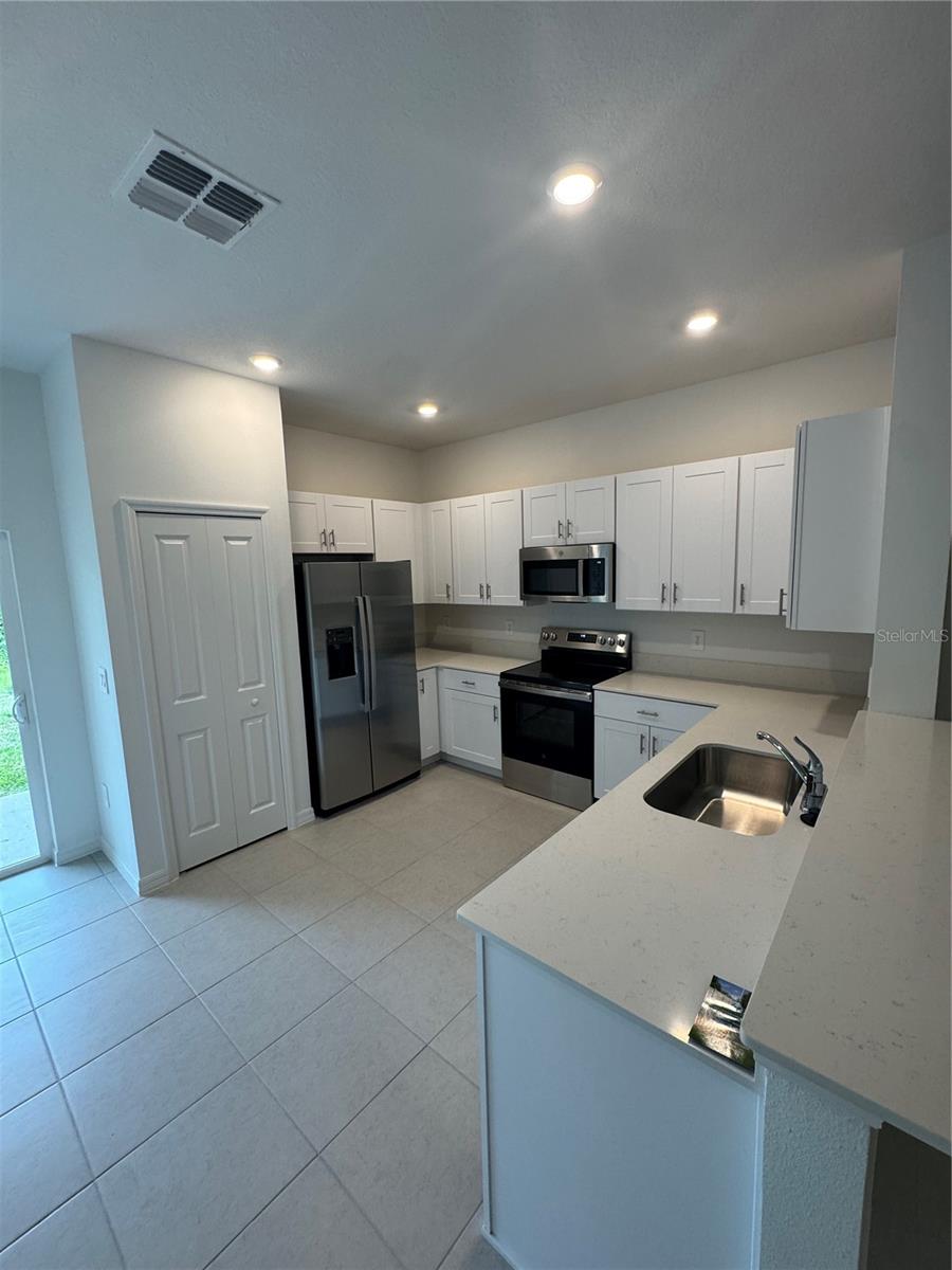 Image 21 of 22 For 216 27th Street Se