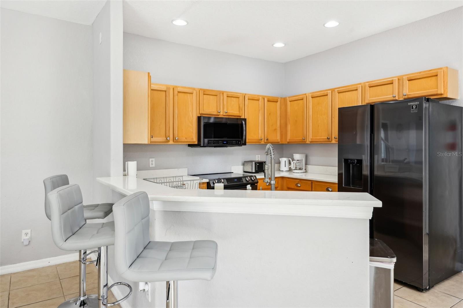 Image 18 of 72 For 332 Summer Place Loop